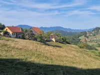 Недвижимость Farm, small livestock farm.: 5