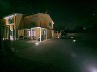 Недвижимость Дом с террасой рядом со школой: 5
