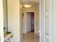 Недвижимость Дом с террасой рядом со школой: 22