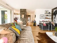 Недвижимость Apartment 4 rooms: 2
