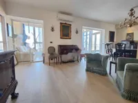 Недвижимость Трехкомнатная в центре Горизии: 3