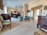 Недвижимость Трехкомнатная в центре Горизии: 5