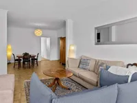 Недвижимость Apartment 5.5 rooms: 6