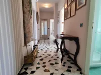 Недвижимость Трехкомнатная в центре Горизии: 27