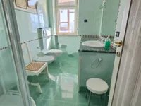 Недвижимость Трехкомнатная в центре Горизии: 32