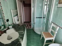 Недвижимость Трехкомнатная в центре Горизии: 33