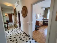 Недвижимость Трехкомнатная в центре Горизии: 48