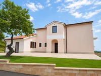 Недвижимость Three-room apartment Malia: 1