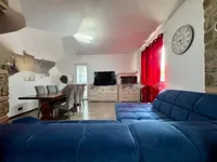 Недвижимость Трехкомнатная квартира в центре: 6