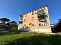 Недвижимость Четырёхкомнатная квартира, Центр Гориции: 1