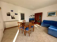 Недвижимость Четырёхкомнатная квартира, Центр Гориции: 2