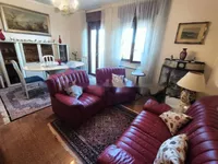 Недвижимость Трехкомнатная в центре Горички: 9