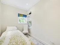 Недвижимость Cathcart Road: 1