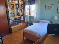 Недвижимость Трехкомнатная в центре Горички: 26