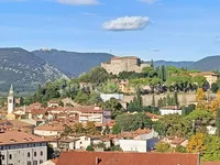 Недвижимость Трехкомнатная в центре Горички: 31