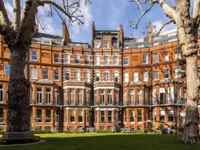 Недвижимость Egerton Gardens: 3
