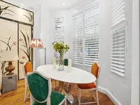Недвижимость Cathcart Road: 12