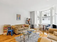 Недвижимость Finborough Road: 6
