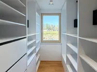 Недвижимость Apartment, 4 rooms, New Field: 8