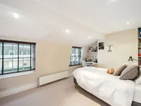 Недвижимость Sydney Street: 8