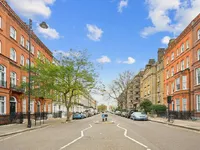 Недвижимость Oakley Street: 4