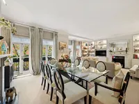 Недвижимость Cheyne Court: 10