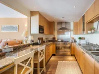 Недвижимость Thames Quay: 12