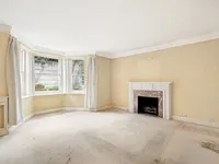 Недвижимость Cathcart Road: 10
