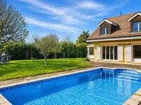 Недвижимость Row house 6 rooms: 1