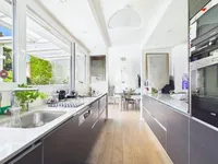 Недвижимость Single house 7 rooms: 6