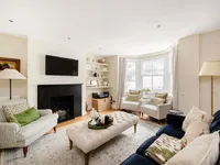 Недвижимость Wharfedale Street: 9