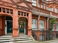 Недвижимость Lower Sloane Street: 2