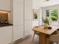 Недвижимость Apartment 4 rooms: 10