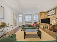 Недвижимость Roland Gardens, South Kensington: 13