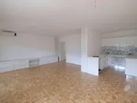 Недвижимость Четырёхкомнатная квартира Фужине: 3