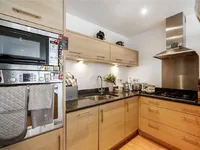 Недвижимость Fulham Road: 13