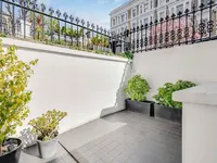 Недвижимость Cathcart Road: 3