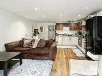 Недвижимость Two Bedroom Flat In Harlesden: 2
