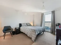 Недвижимость Collins Tower, Blues Street: 11