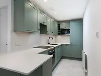 Недвижимость Upper Richmond Road: 1
