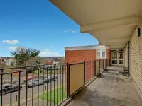 Недвижимость Ainsworth Close: 2