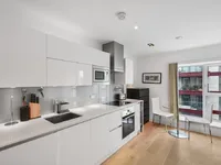 Недвижимость Courtyard Apartments, Avantgarde Place: 7