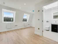 Недвижимость Battersea Park Road: 3