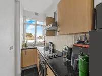 Недвижимость Cliff Court, Cliff Road: 10