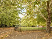 Недвижимость Glengall Road: 14