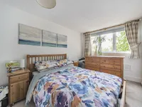 Недвижимость Cromwell Road: 10