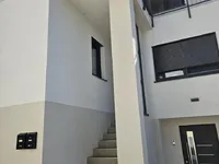 Недвижимость Twin House New Ljubljana Vich: 2