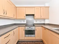 Недвижимость Robson Avenue, Willesden, Lond: 8