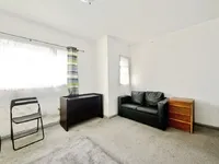 Недвижимость North Circular Road: 11