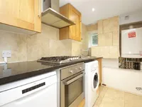 Недвижимость Crescent Rd, Haringey: 3